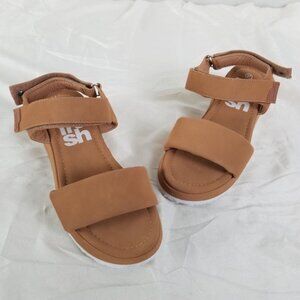 Refresh Shoes Womens 6.5 Brown Platform Sandals Two Strap‎ Ankle